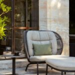 VincentSheppard_KodoCocoonKodoFootrestKodoSideTable_CushMatchaGreen_Almond_XL_HR