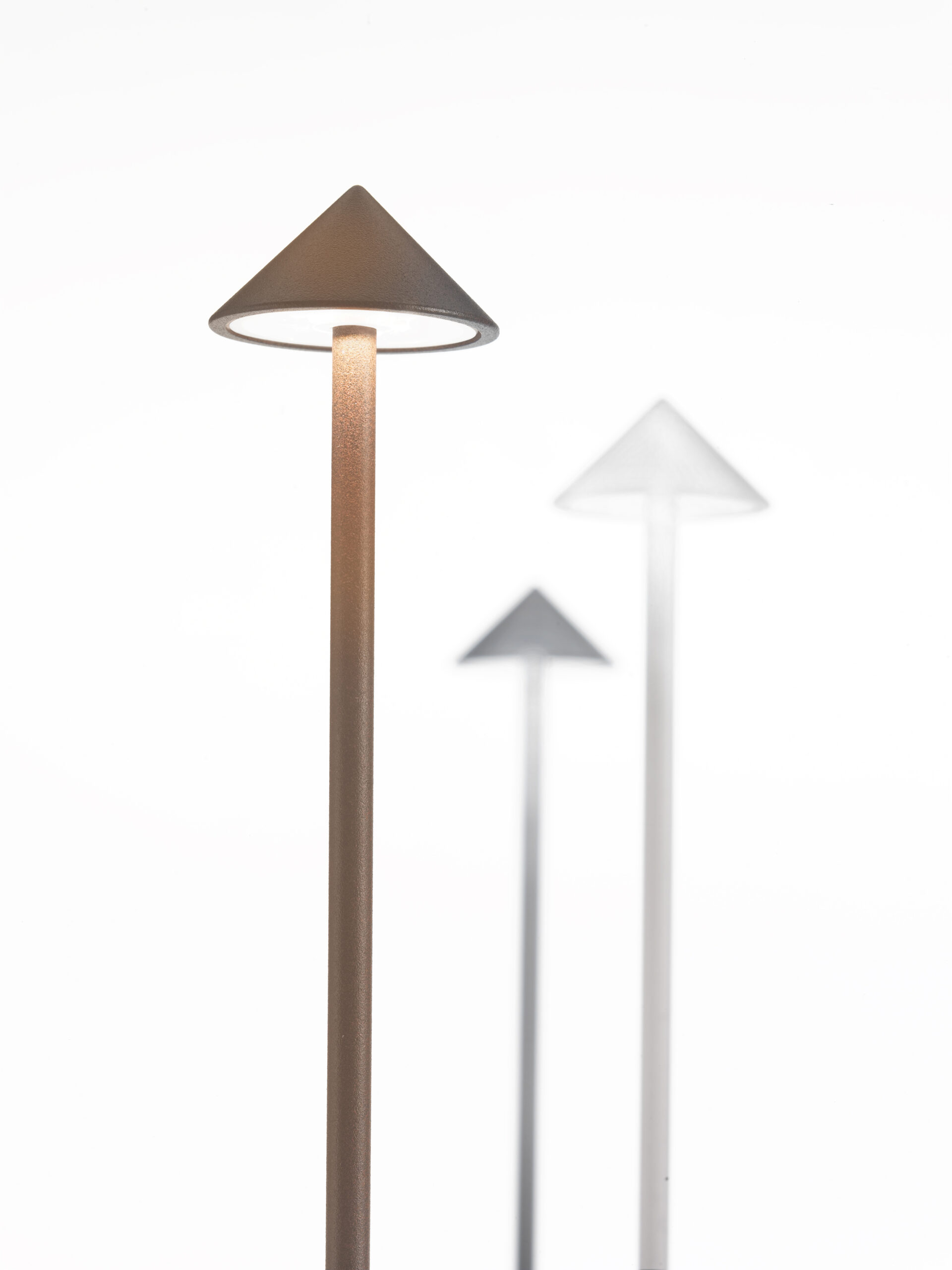 Lampe Nomade PINA PRO - ZAFFERANO