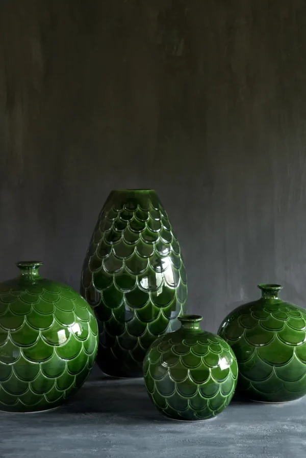 Vase misty rond émaillé vert