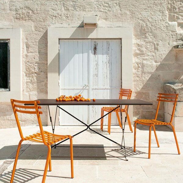 chaise empilable Flower