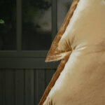 les-sapins-lumineux-blanc-beige burnese velour brillant or