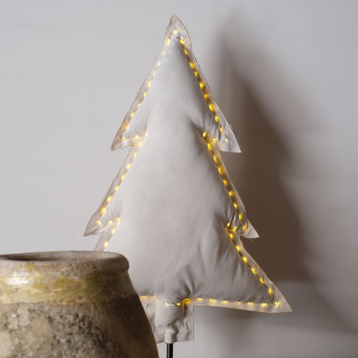 les-sapins-lumineux-blanc-beige velour cotelé blanc