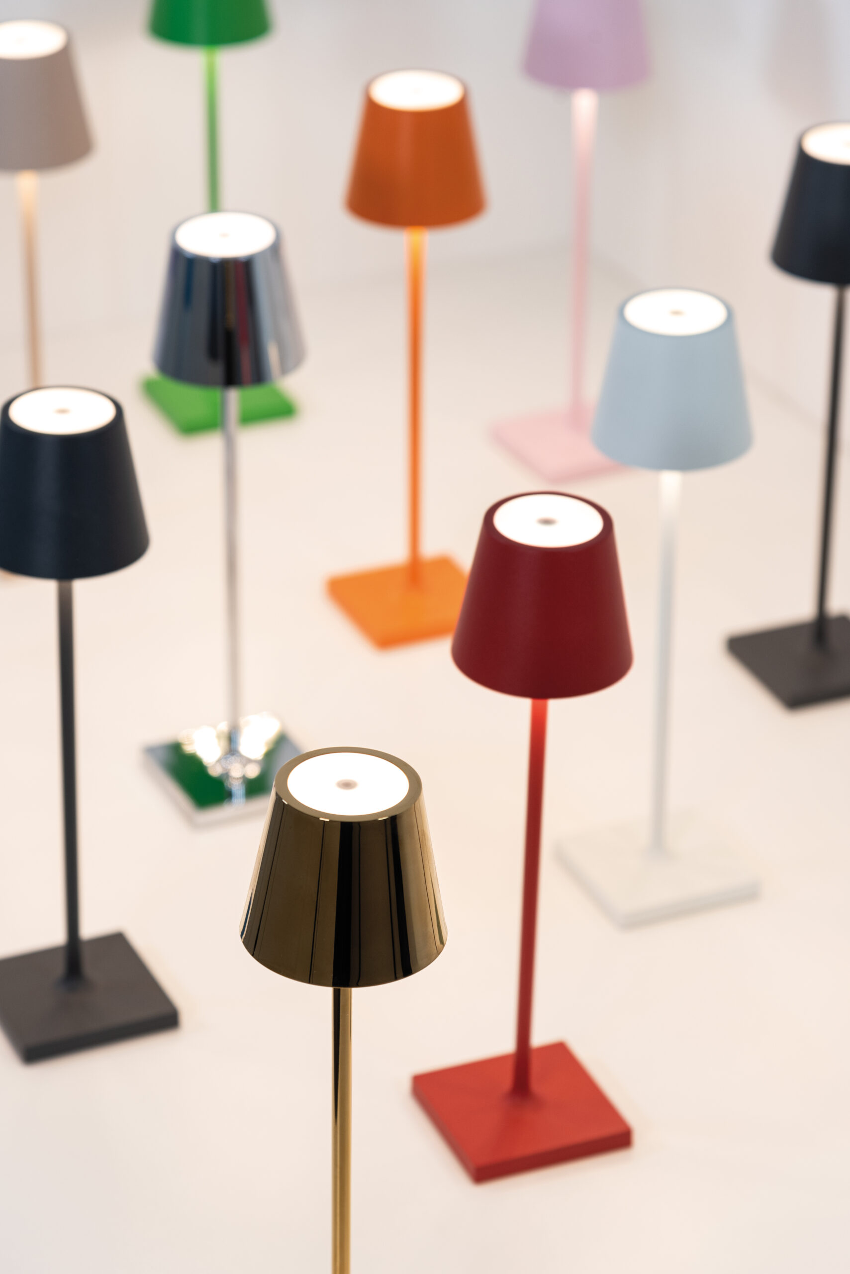 Lampe Nomade POLDINA MICRO PRO - ZAFFERANO Lampe Nomade POLDINA MICRO PRO - ZAFFERANO