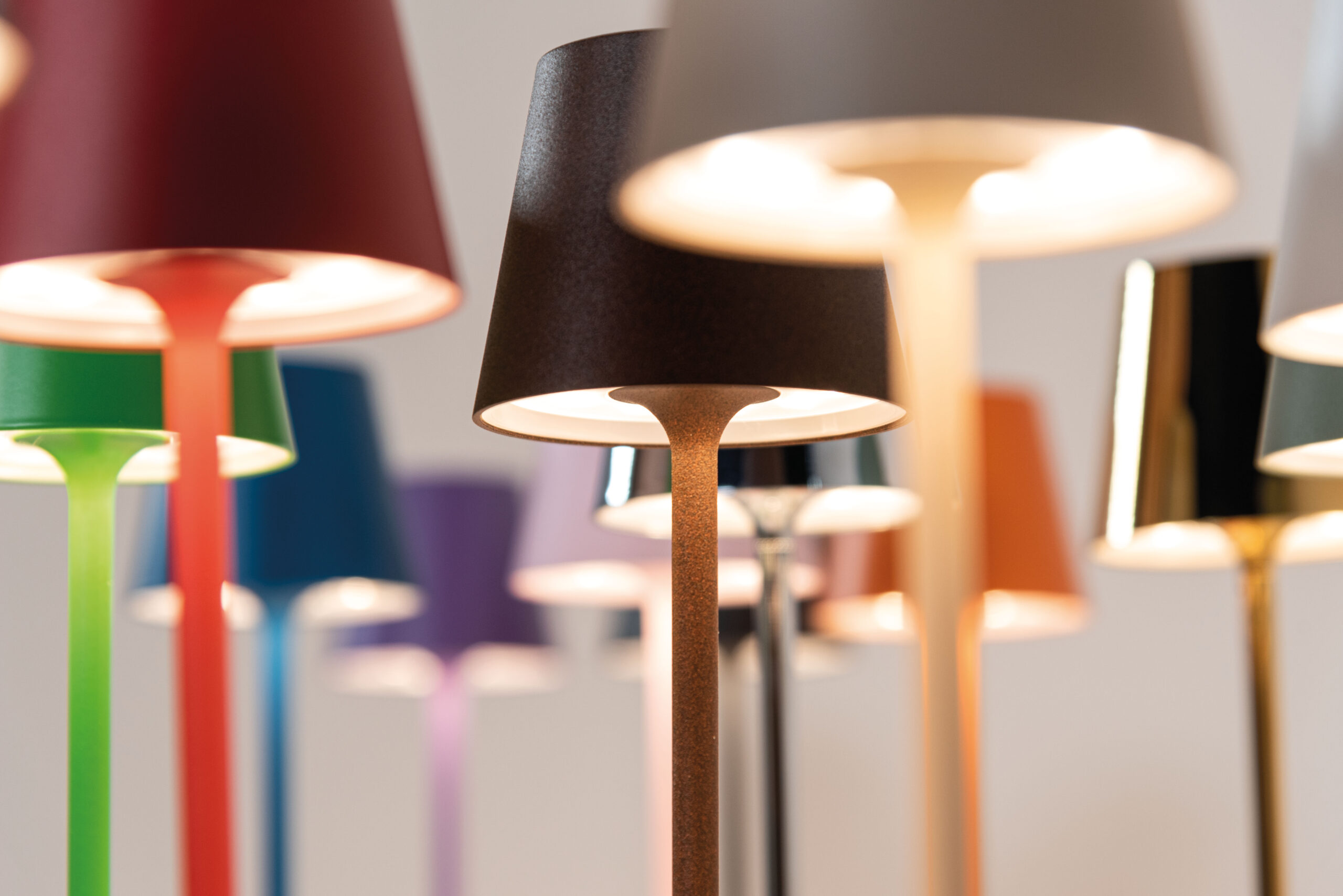 Lampe Nomade POLDINA MICRO PRO - ZAFFERANO Lampe Nomade POLDINA MICRO PRO - ZAFFERANO