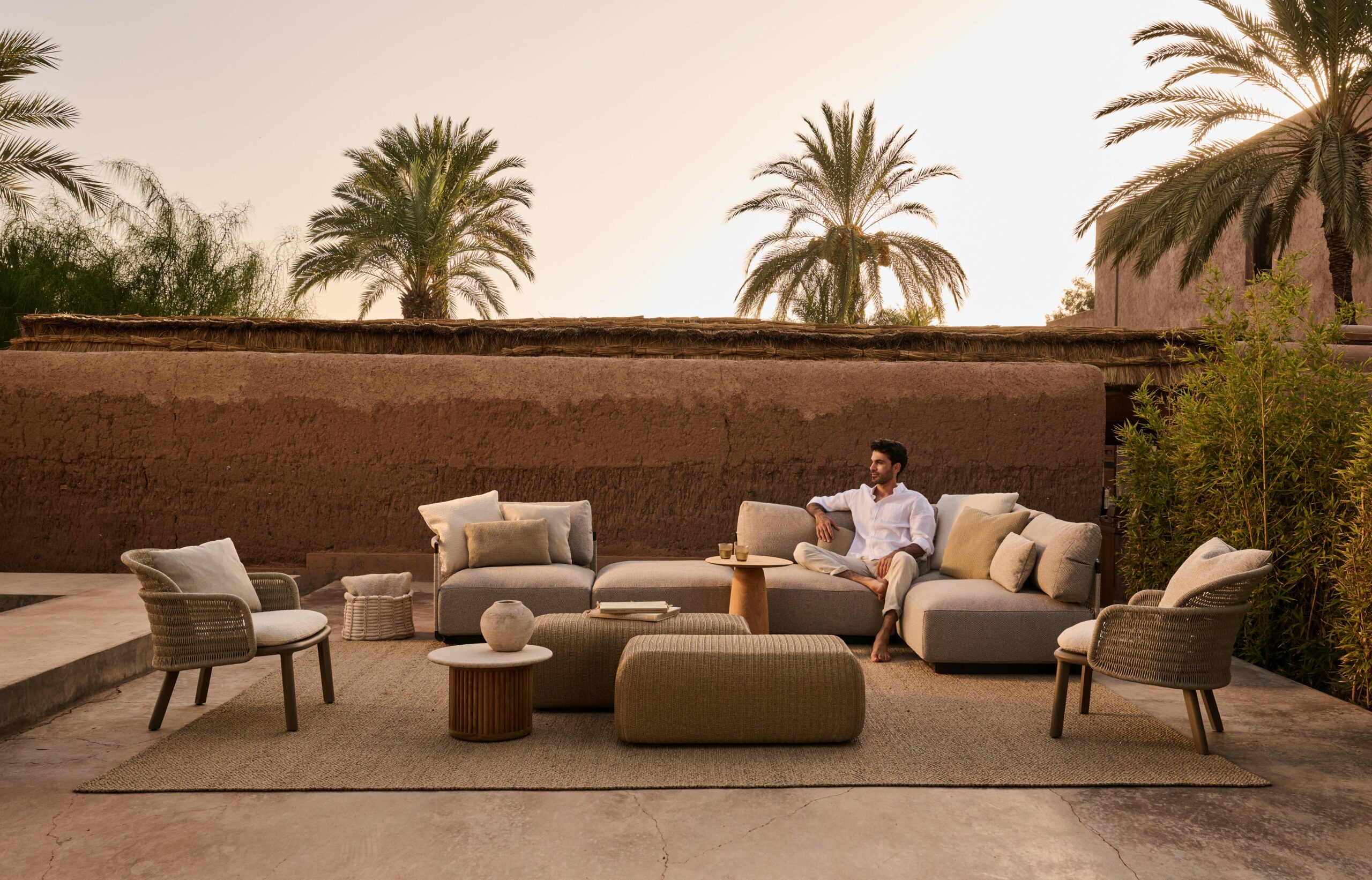 @ 654 pouf mai tribu