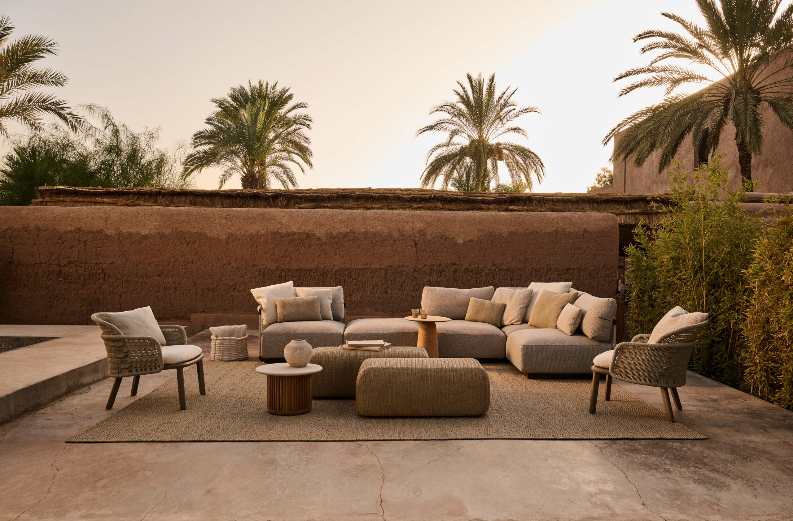 @ 702 pouf mai tribu