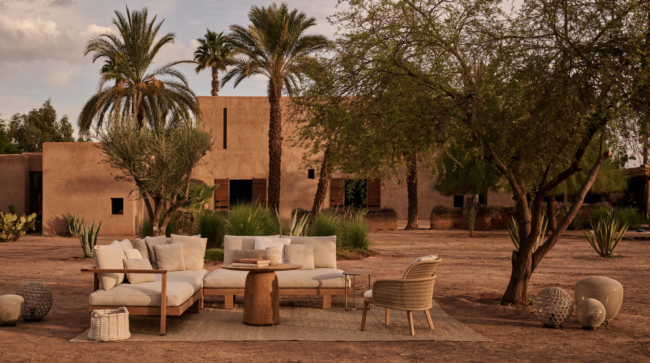 @ 8 canapé extérieur pure tribu