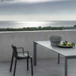 KRISTALIA CHAISE LP