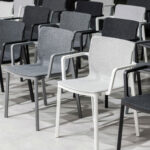 KRISTALIA CHAISE LP