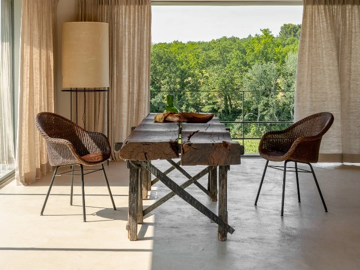 aspect4x3__vincentsheppard-avrilhbdiningchair-wenge-300dpi