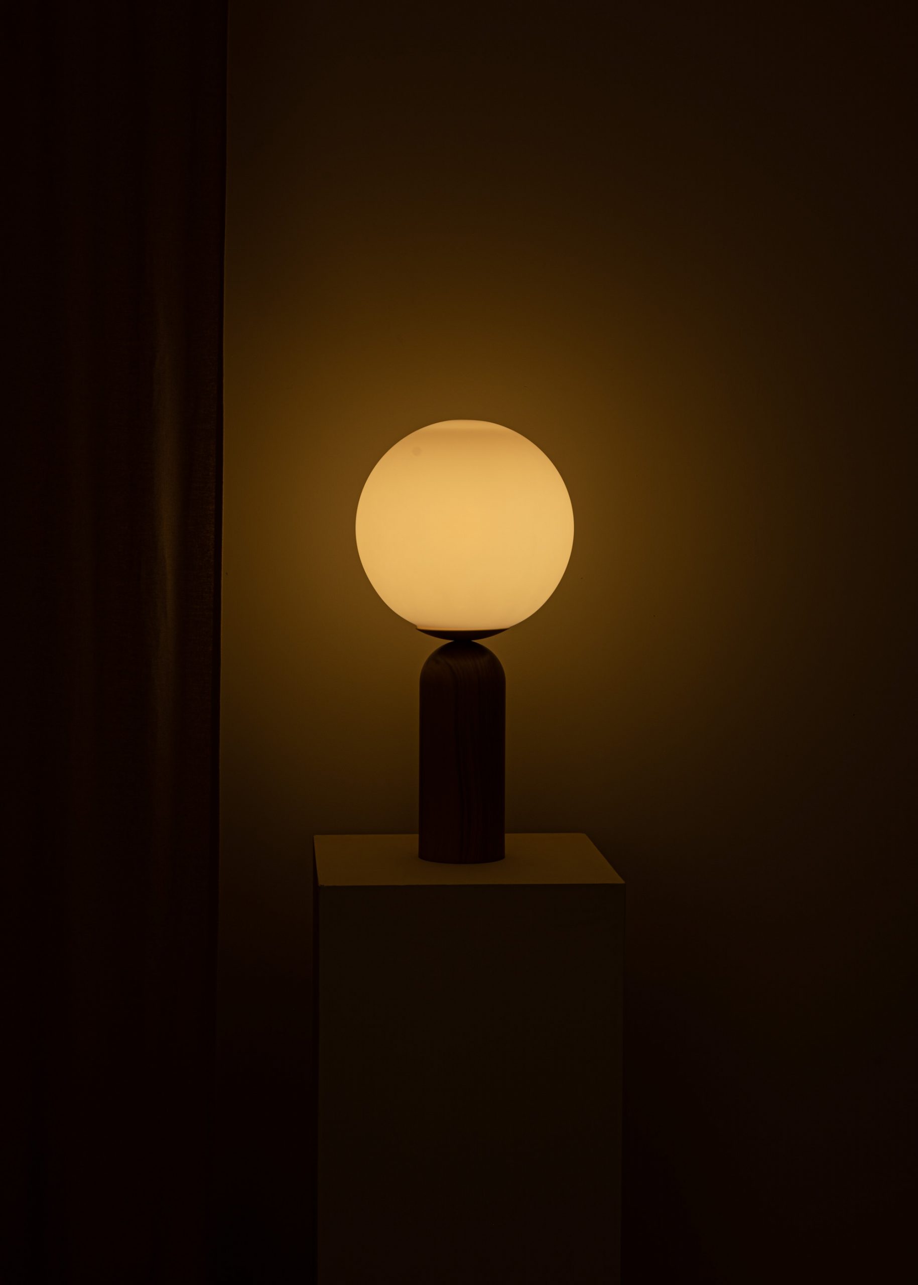 Atlas_WW-4-scaled-noyer