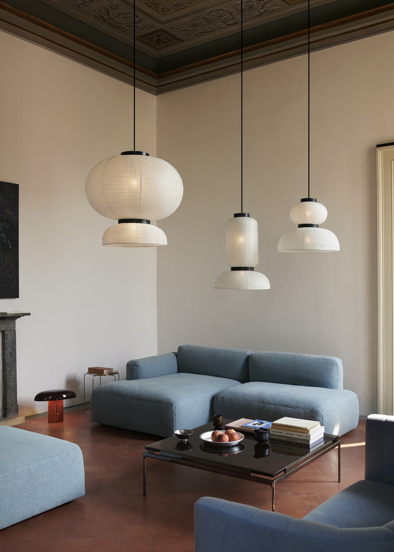 ATD_Retail_2024_Montera JH42_Sett LN13_Wire stool VP11_Formakami JH3_JH4_JH5_Develius Mellow EV8H_EV8G_EV8E lampe montera &tradition