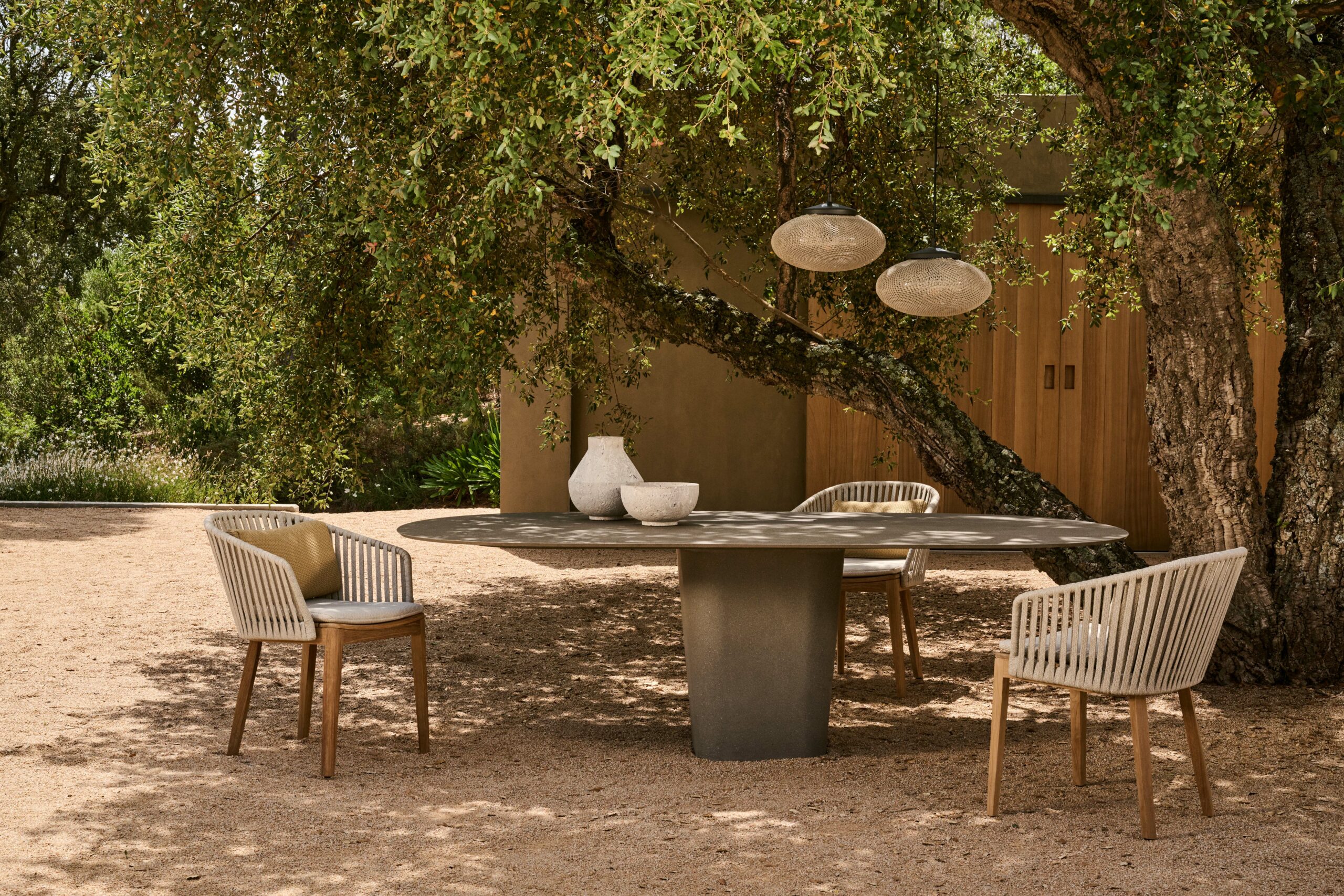 TABLE REPAS TAO TRIBU