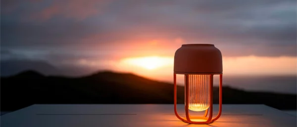 light No.1 houe