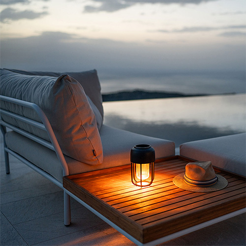 light No.1 houe