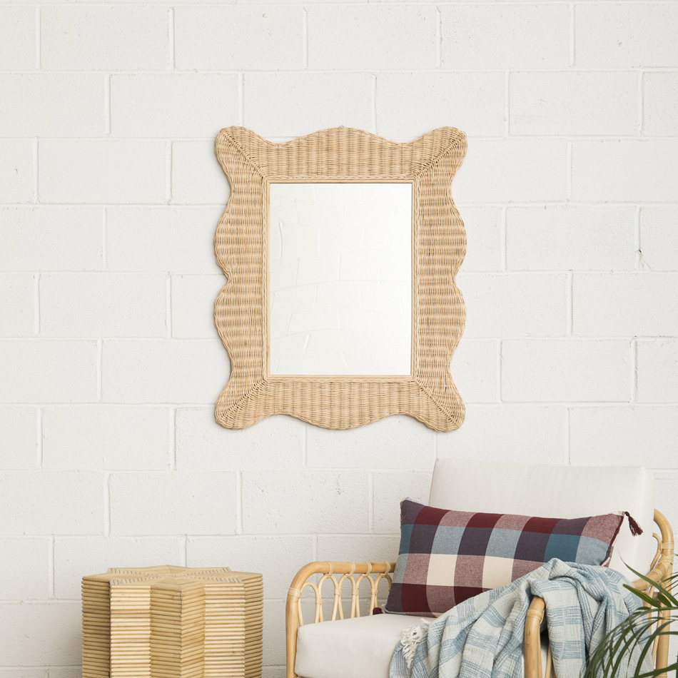 MIROIR EN ROTIN FESTONNÉ DHALIA MAHE