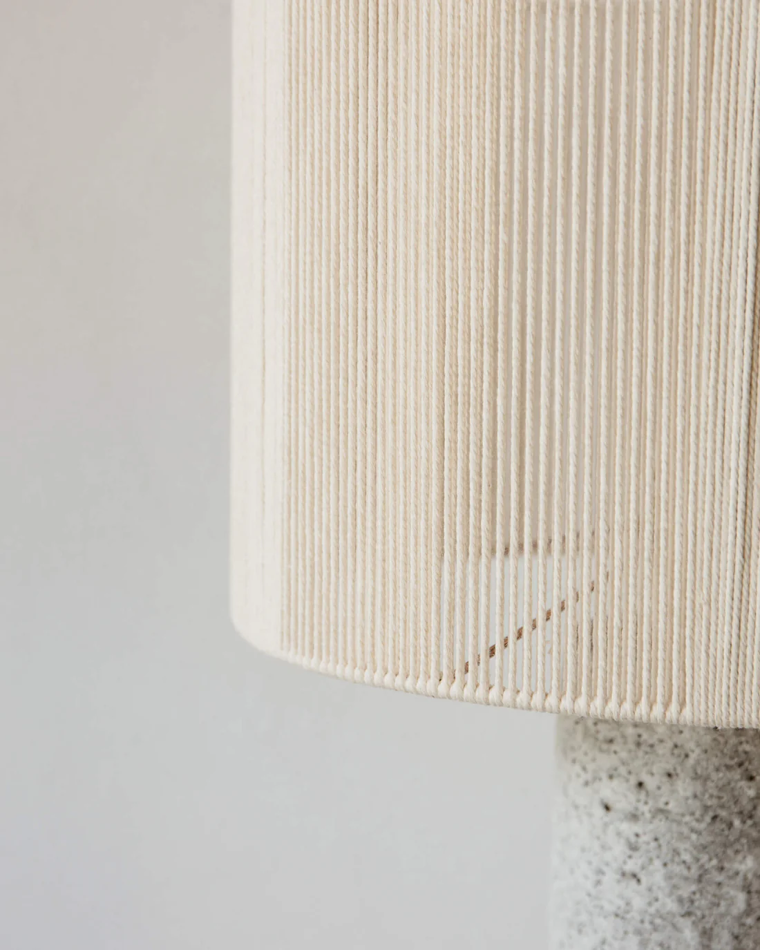 Gres_editions_lampe_terre_abatjour_coton_1e754c07-3e0d-4b44-ad37-8effb8949f54